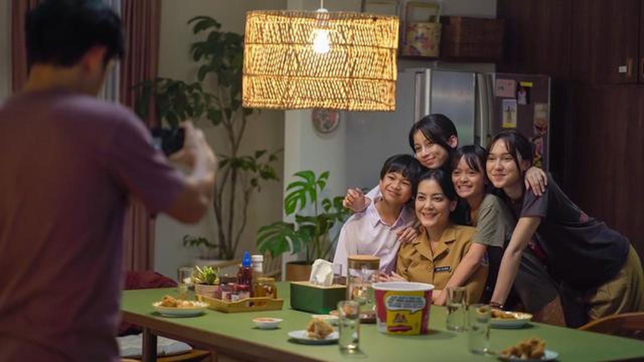 Lulu Tobing dan Yasmin Napper Bicara Kenangan Terindah Bareng Keluarga, Termasuk Disuapi Ibunda
