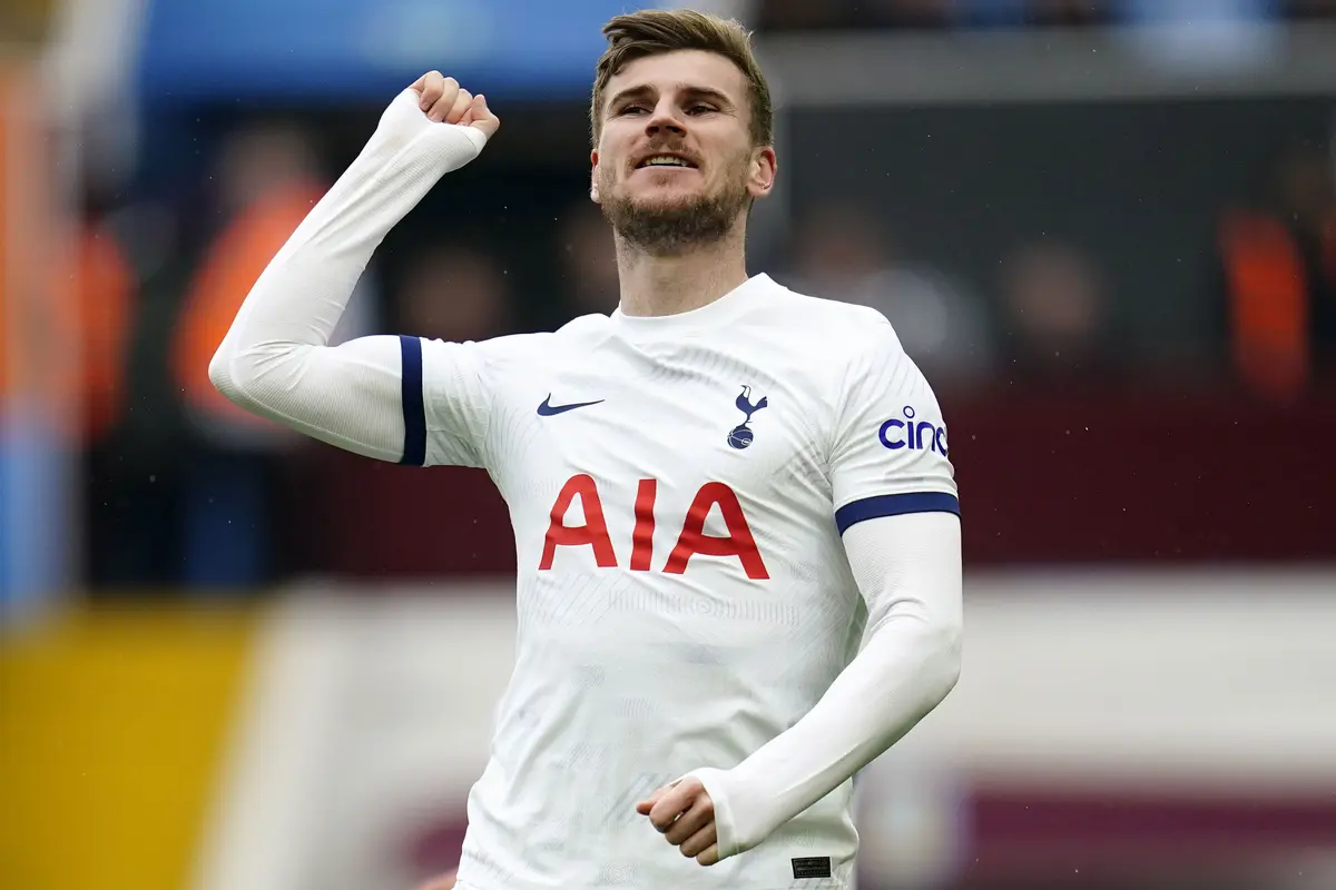 Foto: Tiga Kemenangan Beruntun Aston Villa Terputus setelah Dibantai Tottenham Hotspur Empat Gol Tanpa Balas di Liga Inggris