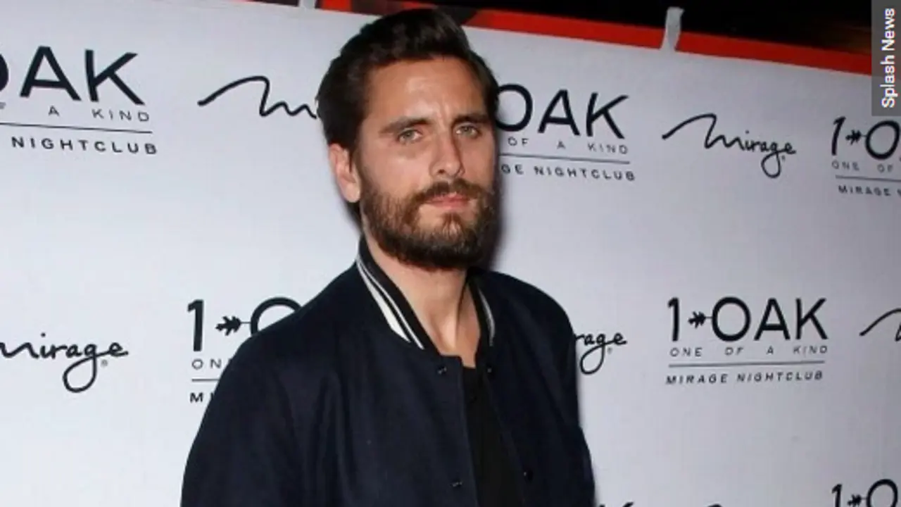 Kourtney Kardashian Berpaling, Scott Disick Ancam Bunuh Diri