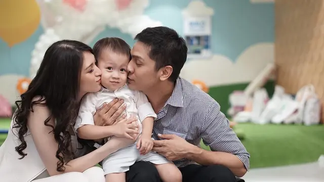 [Bintang] Donita dan Adi Nugroho