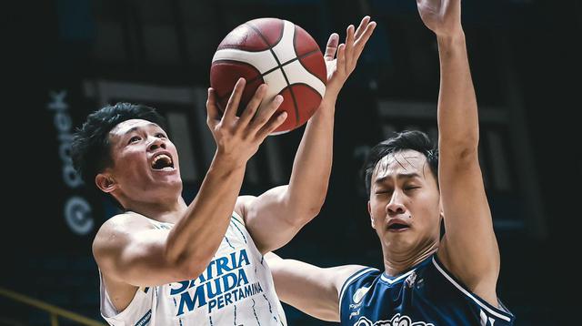 Satria Muda Pertamina Bandung melawan RANS Simba Bogor dengan skor akhir 84-95 dalam gelaran IBL 2026 di Bandung Arena, Sabtu (4/4/2026) malam. (Doc Satria Muda)