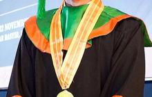Tak Ditemani Istri, Ini Momen Wisuda S2 Teuku Ryan yang Jadi Sorotan