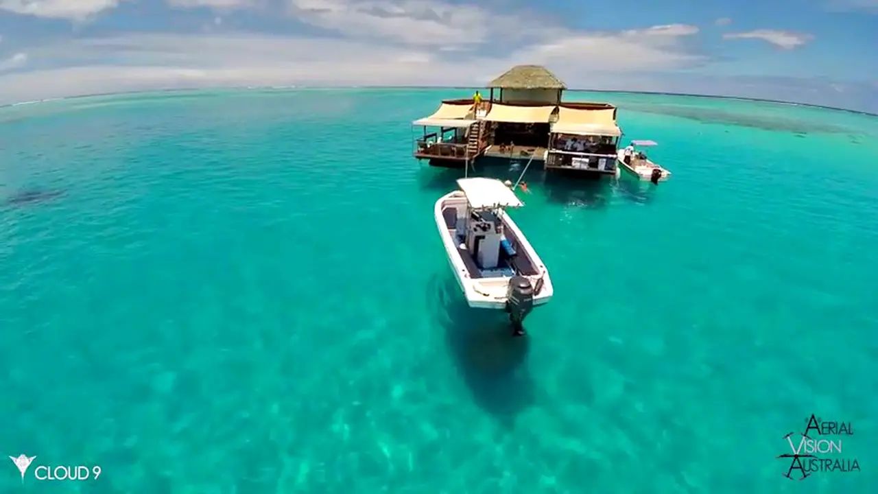 Wow, Bar Terapung Kepulauan Fiji 