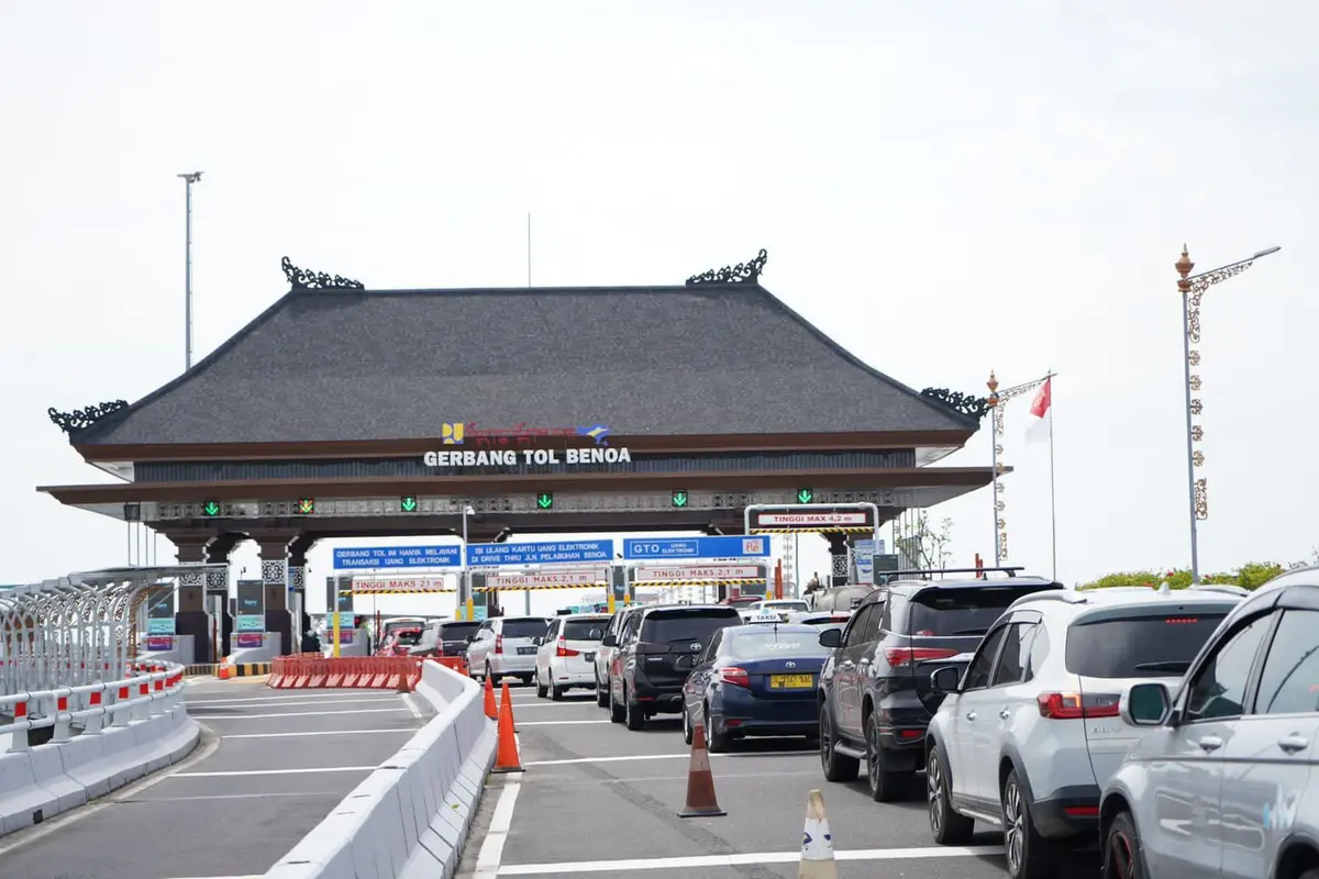 Sebanyak 2,3 juta kendaraan melintas di seluruh Ruas Tol Jasamarga Nusantara Tollroad Regional Division, yakni di Kota Medan, Balikpapan, Manado dan Bali. (Dok Jasa Marga)