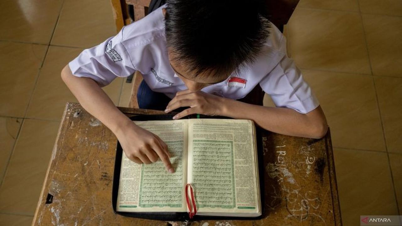 Perkuat Kurikulum Al Quran, Pemkot Padang Luncurkan Program 3T untuk Pelajar SMP