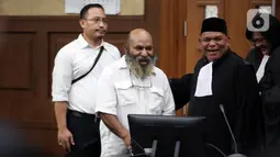 Hakim Pengadilan Tipikor pada Pengadilan Negeri Jakarta Pusat (PN Jakpus) mengultimatum saksi dalam kasus dugaan suap dan gratifikasi dengan terdakwa Gubernur nonaktif Papua Lukas Enembe. (Liputan6.com/Johan Tallo)