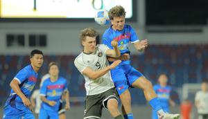 Pertandingan Timnas Indonesia U-22 melawan Filipina U-22 pada Grup C SEA Games 2025 di 700th Anniversary Stadium, Chiang Mai, Senin (8/12/2025). (Bola.com/Bagaskara Lazuardi)