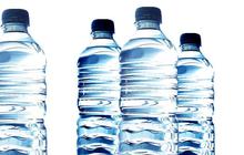 Apakah Aman Tiap Hari Minum Air Minum Dalam Kemasan? Ini Penjelasannya