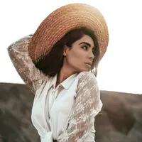 ilustrasi zodiak perempuan/Photo by Milad Shams on Unsplash