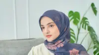 5 Tips Memilih Motif Kerudung 2025 agar Tidak Terlihat Tua, Padukan dengan Gamis