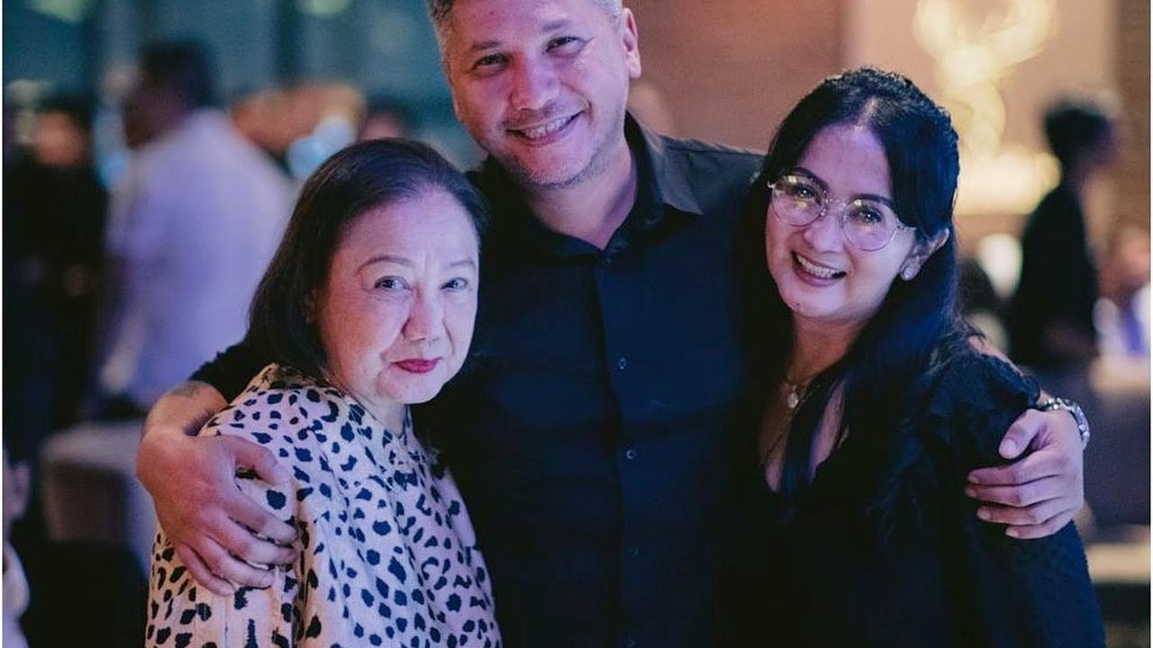 Jadi Ibu Sambung, Ini 6 Potret Kedekatan Gading Marten dengan Anna Maria - Perlihatkan Kebersamaan dari Waktu ke Waktu