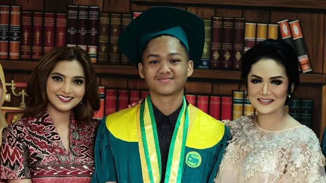 [Bintang] Ashanty Azriel dan Krisdayanti