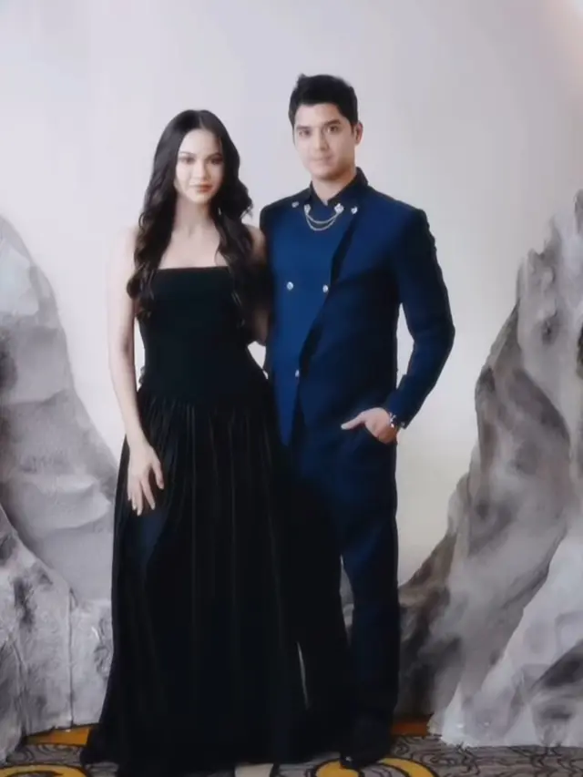 Artis Hadir di Resepsi Luna Maya dan Maxime Bouttier.
