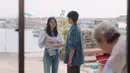 Di episode ke tujuh, Shi Min Ah tampak memadukan gaya busananya bernuansa pastel dengan tas bernuansa biru muda dari Miu Miu. Tas tersebut memiliki aksen lipat yang terlihat unik. Harga kisarannya sekitar Rp. 34 juta rupiah.