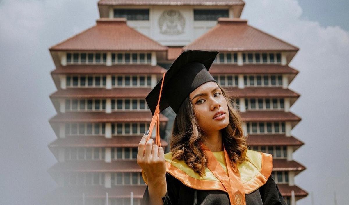 5.  Pendidikan