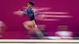 Pesenam Jepang, Aiko Sugihara beraksi pada nomor meja lompat kategori All-Around putri Kejuaraan Dunia Gimnastik 2025 di Indonesia Arena, Senayan, Jakarta, Kamis (23/10/2025). (Bola.com/Bagaskara Lazuardi)