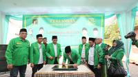 Plt Ketua Umum Partai Persatuan Pembangunan (PPP) Muhamad Mardiono meresmikan Kantor DPC PPP Kabupaten Gresik, di Kecamatan Kebomas, Gresik, Jawa Timur. (Ist)