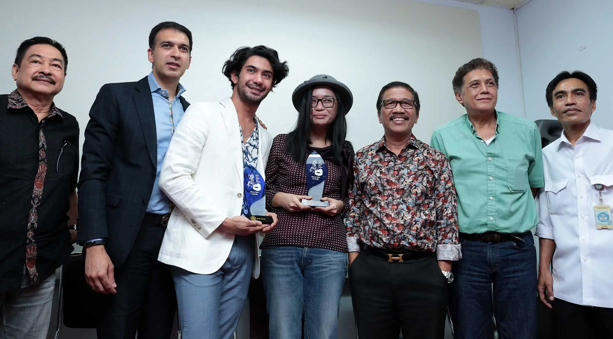 Atas pencapaiannya tersebut, Reza Rahadian berharap kemenangannya di kencah internasional menjadi langkah awal untuk membuka kesempatan bagi para aktor dan artis Indonesia lainnya. (Deki Prayoga/Bintang.com)