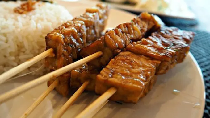 Sate tempe kecap/copyright Vegie Head