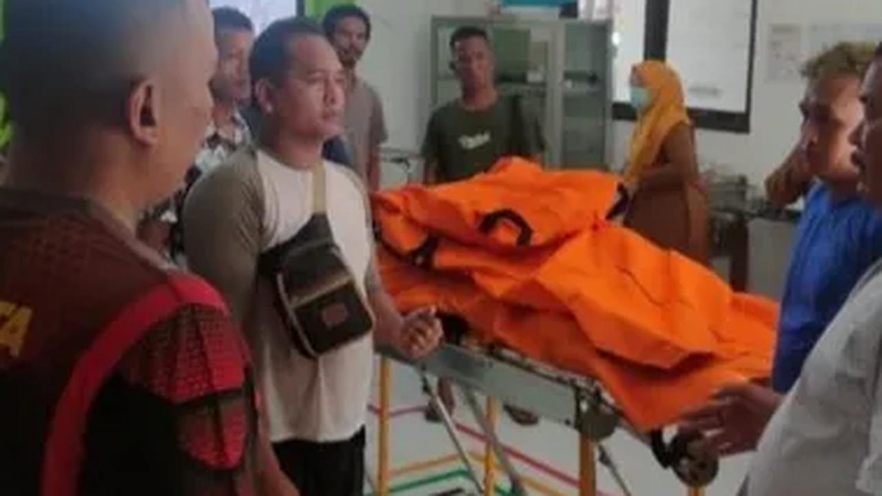 Tak hanya mengurus dokumen, Pemkot Jakut juga memastikan layanan kesehatan masih tersedia. Korban terdampak kebakaran masih mendapat perawatan di puskesmas.