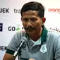 Djajang Nurdjaman punya rekor pribadi yang bagus saat PSMS kontra PSIS di Stadion GBLA (Liputan6.com/Kukuh Saokani)