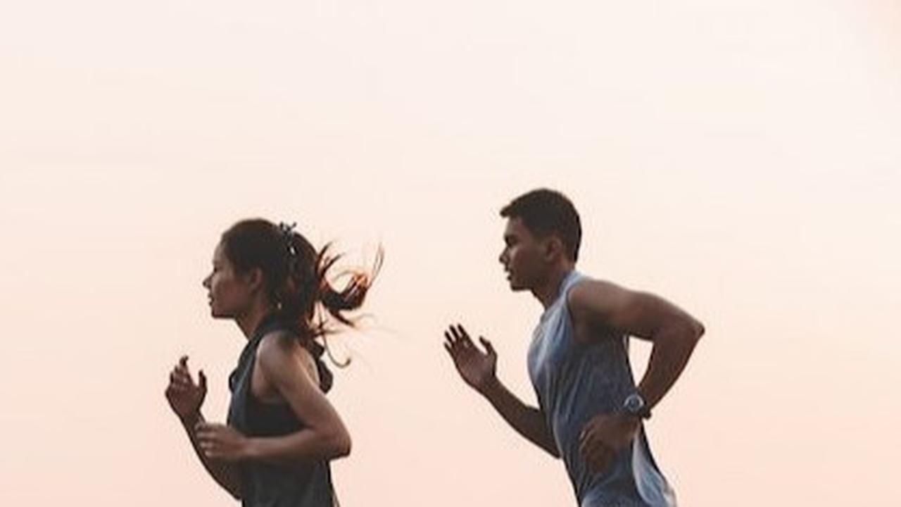 Jogging Sore. (foto: Pinterest/Freepik).