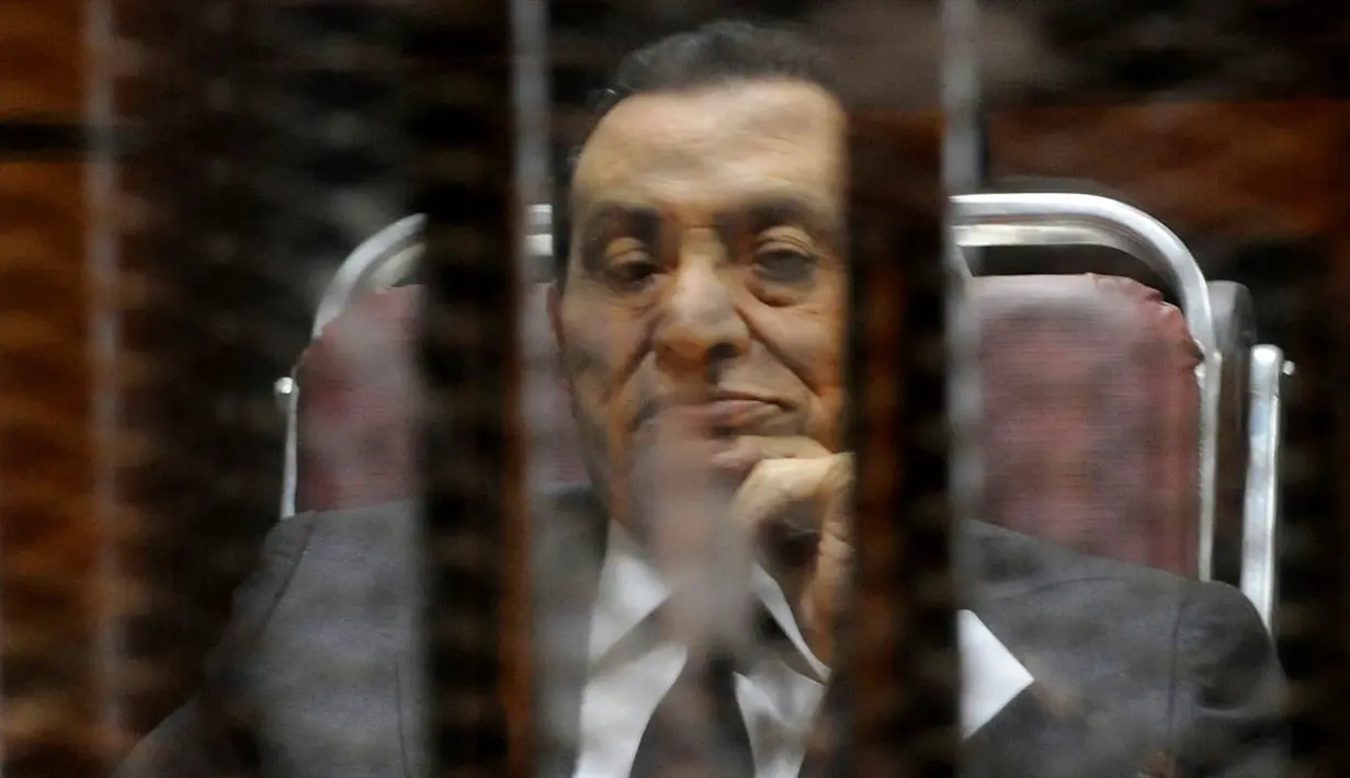 Mantan Presiden Mesir Husni Mubarak divonis hukuman penjara selama tiga tahun, Rabu (21/05/2014) (REUTERS/Stringer).