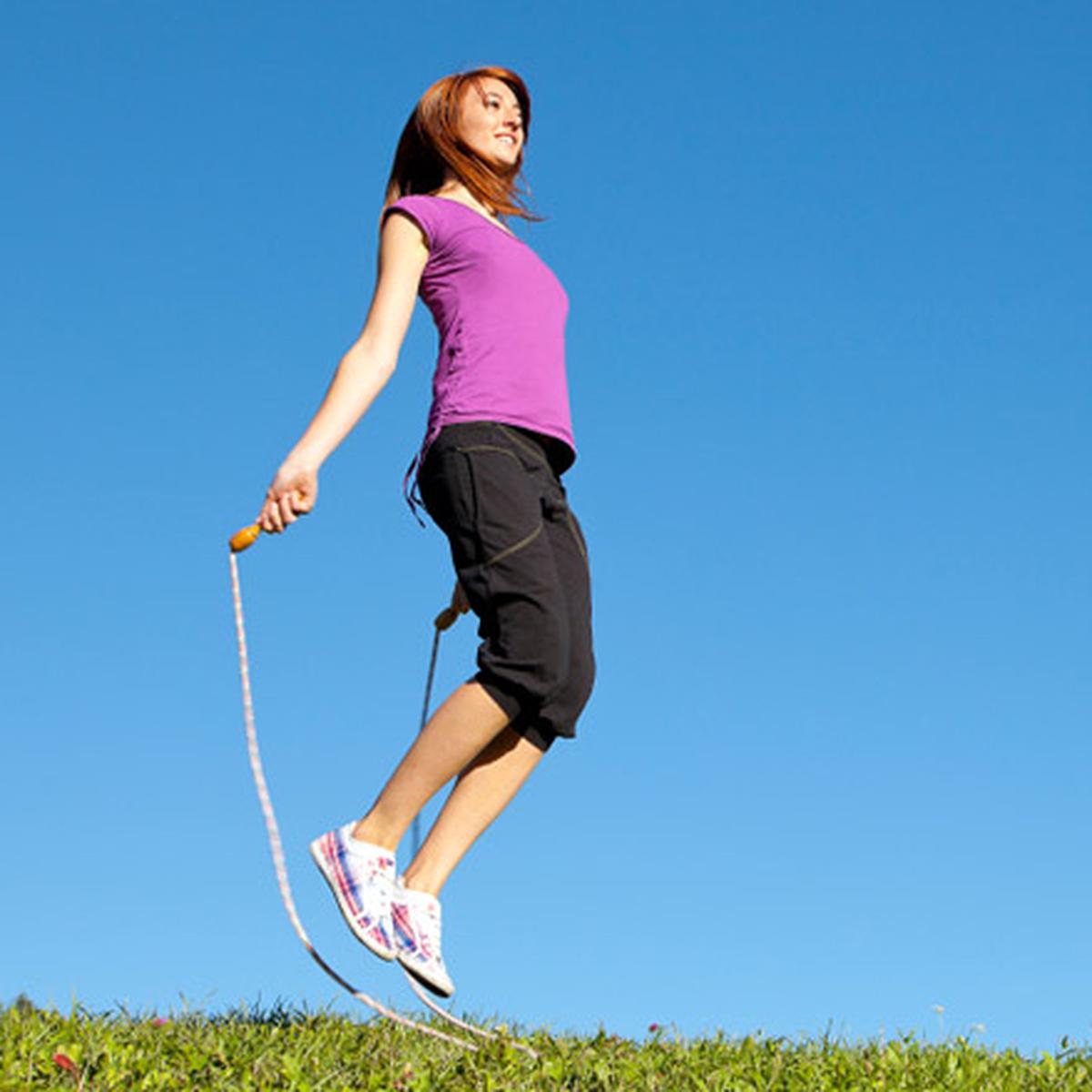 6 Gerakan Olahraga yang Efektif Bentuk Tubuh Ketimbang Lari - Health  Liputan6.com