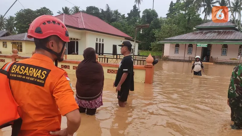 Gorontalo Utara Diterjang Banjir Bandang, Ratusan Rumah Terendam (Arfandi Ibrahim/Liputan6.com)