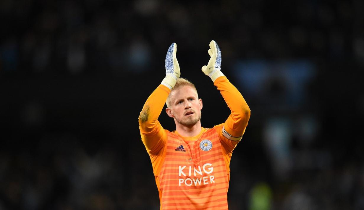 7. Kasper Schmeichel (Leicester City) - 38 pertandingan, 10  clean sheet (AFP/Oli Scarff)