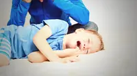 Anak menangis ketika tidur sendiri (Foto: iStockphoto)