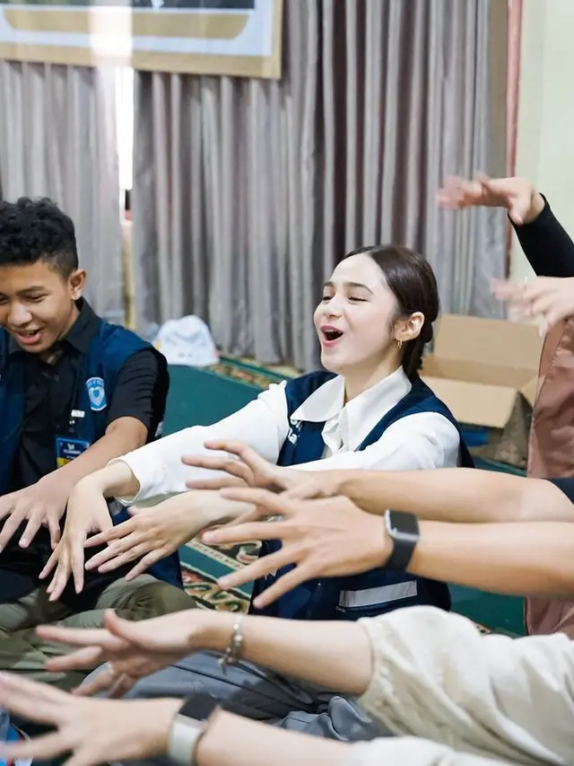 Syifa Hadju Rayakan Ulang Tahun di Panti Asuhan. [@syifahadju]