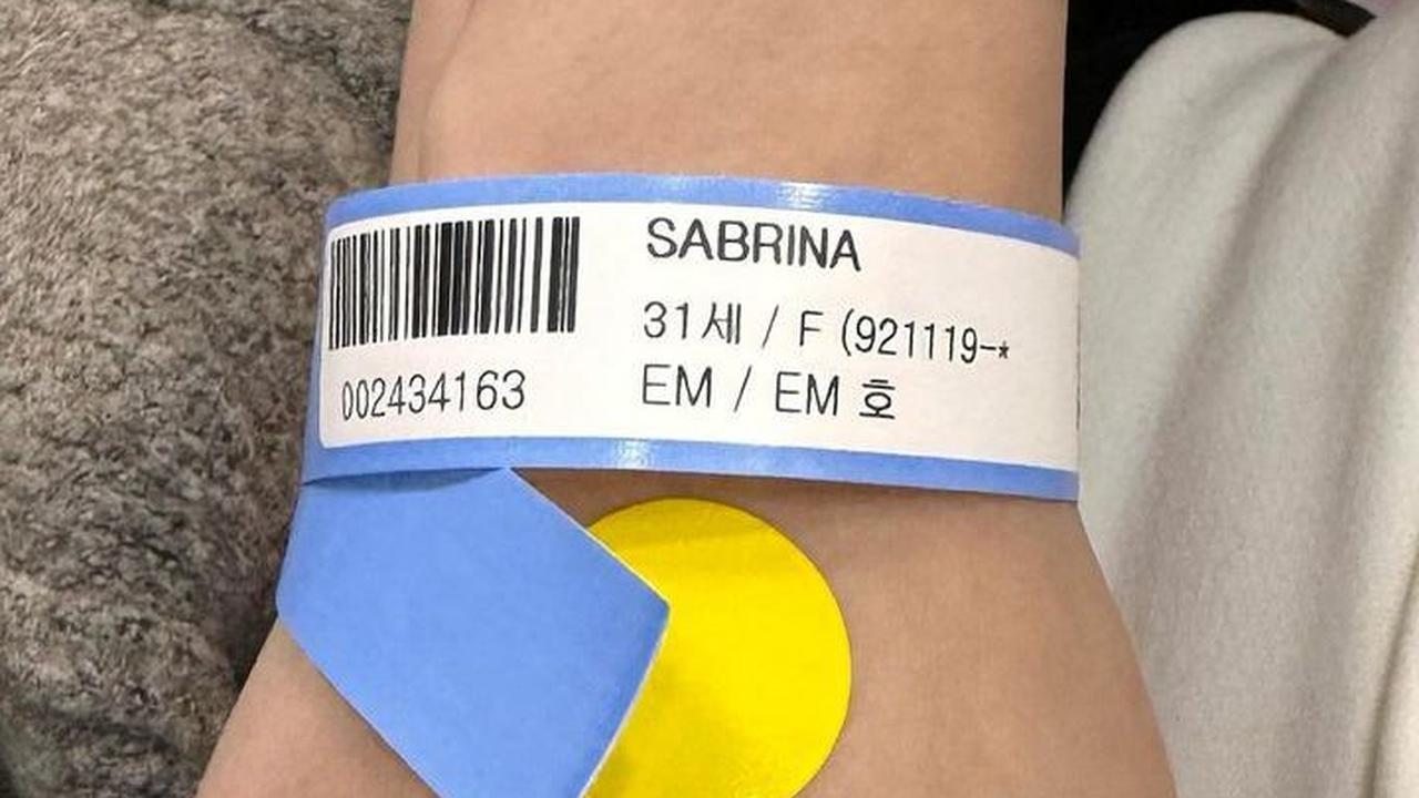 Sabrina sempat mengunggah potret dirinya setelah kejadian tersebut. Tampak tangan kiri Sabrina yang mengalami cedera.<br>