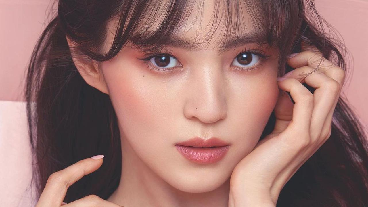 Han So Hee. (Instagram/ xeesoxee untuk @ctilburymakeup)