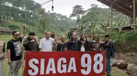 Simpul Aktivis Angkatan (Siaga) 98, turun gunung meminta Presiden Joko Widodo (Jokowi) segera menghentikan isu perpanjangan masa jabatan presiden tiga periode yang kembali mengemuka. (Liputan6.com/Jayadi Supriadin)