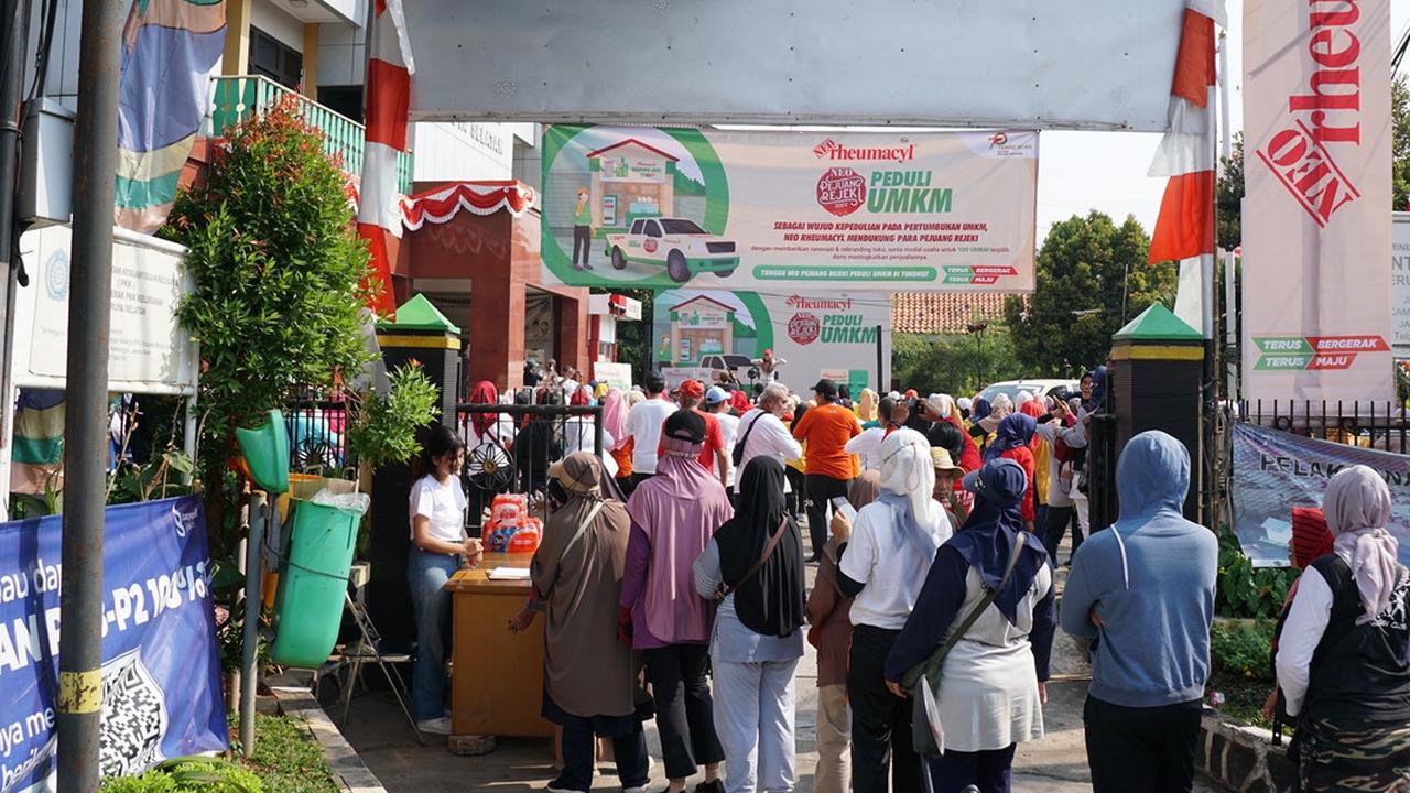 NEO Pejuang Rejeki Peduli UMKM, Langkah Nyata Dukung Kemajuan UMKM Tanah Air dengan Renovasi dan Bantuan Modal Usaha dari NEO rheumacyl