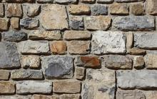 Teras Batu Alam Sejuk tapi Kurang Menarik? Coba Beri Sentuhan Granit atau WPC agar Elegan & Aman
