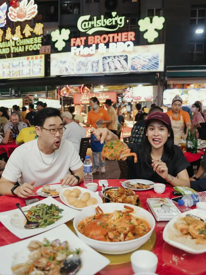 Romantisnya Maudy Ayunda dan Jesse Choi Culinary Date di Kuala Lumpur, Berbusana Hitam Putih dengan Tas Rp94Jutaanfim