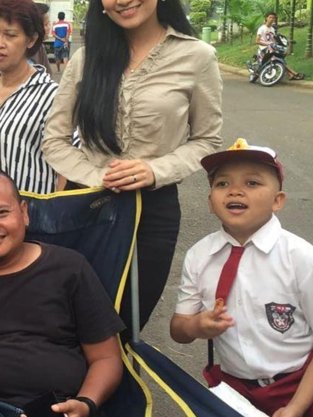 Megi Irawan Pemeran Ucil