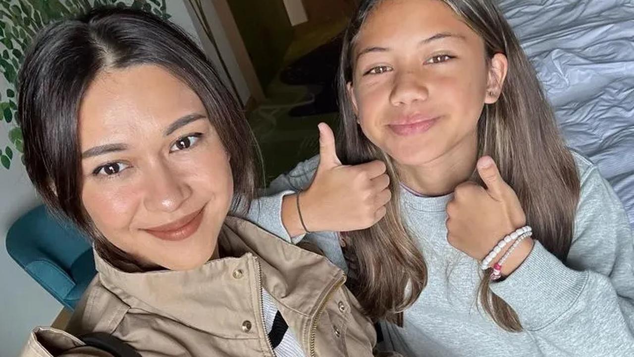 Ada juga yang salfok dengan penampilan Sarah. Sarah kini sudah menjadi anak gadis.<br>