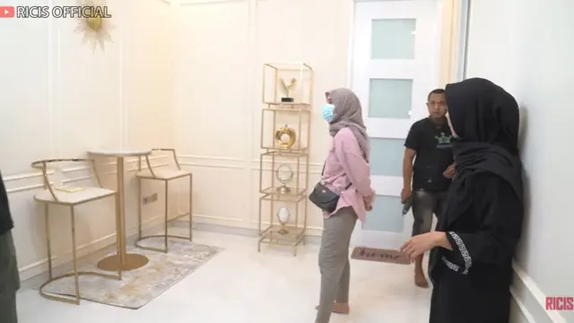Rumah Ria Ricis direnovasi
