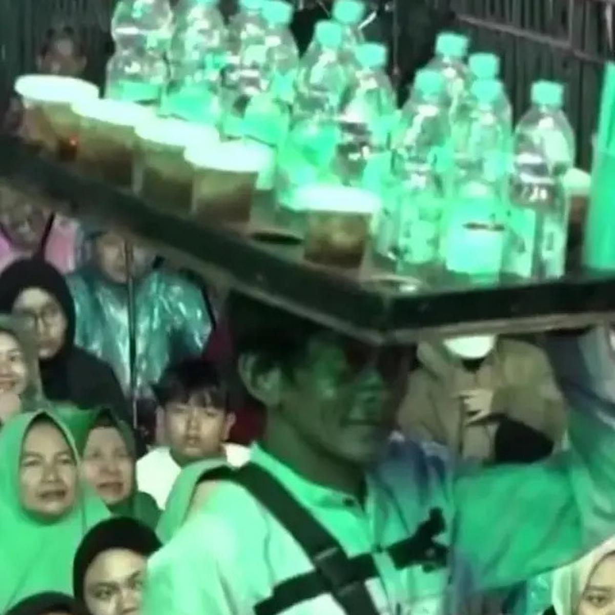 Penjual Es Teh di Ceramah Gus Miftah Dapat Berkah, Umrah hingga Uang Rp100 Juta