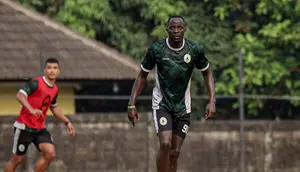 Christophe Nduwarugira Belajar Bahasa Indonesia demi Memperlancar Adaptasi di PSS