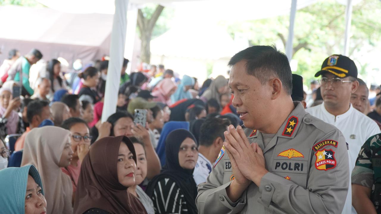 Gerakan Pangan Murah Polri di Jakarta Barat