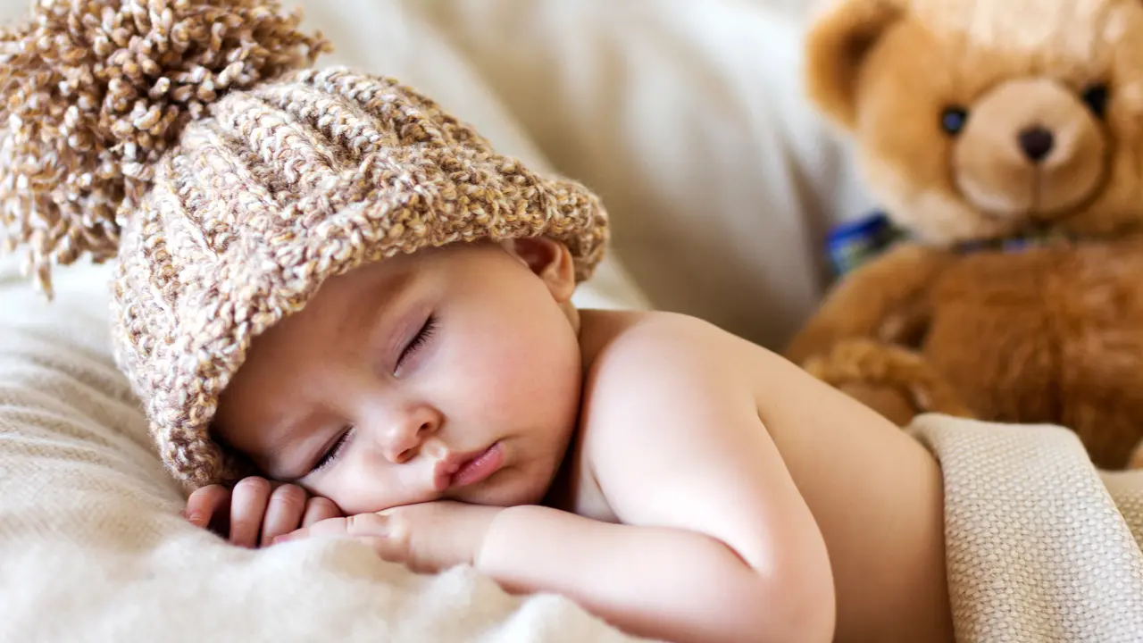 bayi tidur