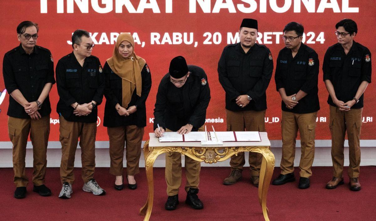 Namun, kegagalan tembus ambang batas 4 persen membuat kursinya diambil caleg PDIP Ina Ammania yang memperoleh 60.265 suara.<br>