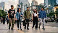 8 Sneakers Black Lokal yang Cocok untuk Gaya Formal hingga Kasual Kekinian