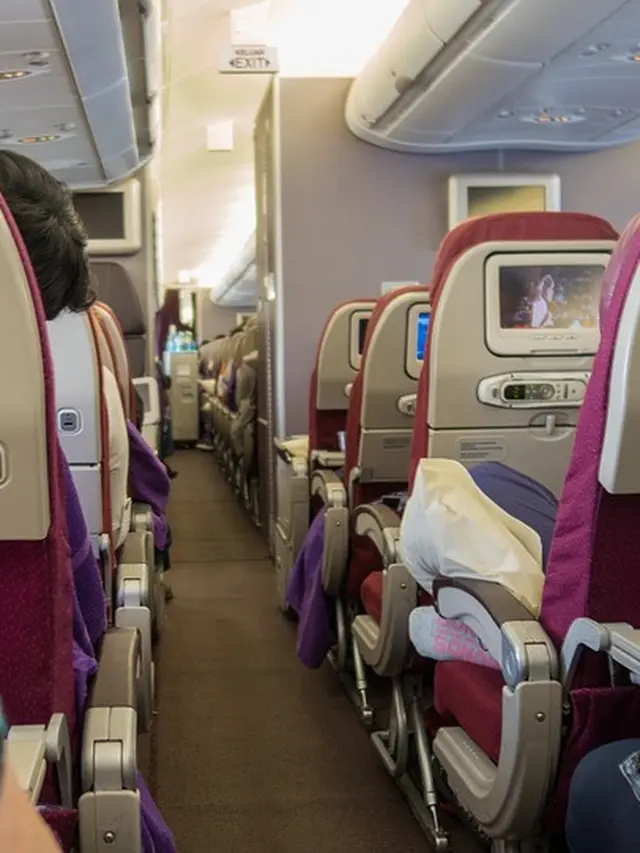 Ilustrasi kursi pesawat.