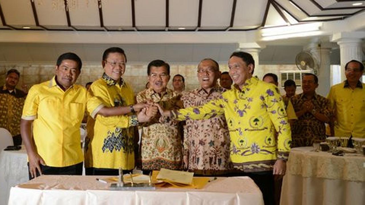 Agung Laksono butuh waktu bicara dengan Ical bahas Munas