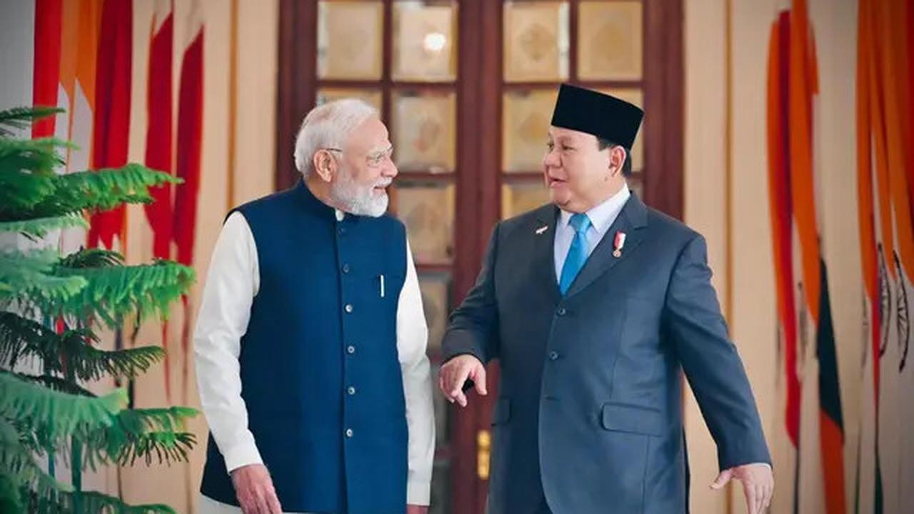 Reaksi Kajol Lihat Video Mayor Teddy Nyanyi Kuch Kuch Hota Hai Saat Kunjungan Kehormatan Prabowo Subianto
